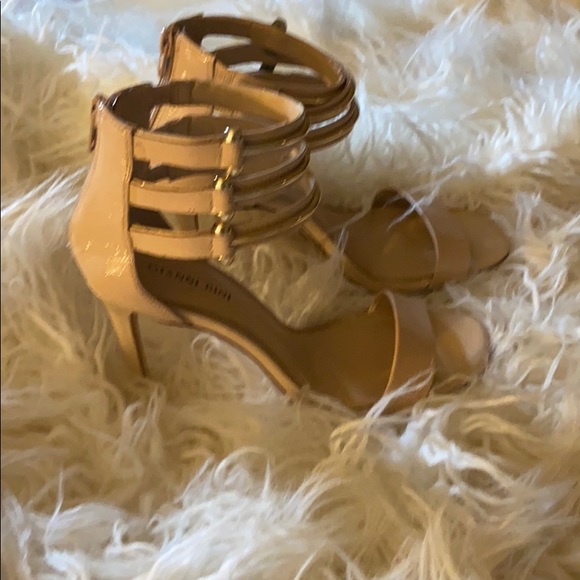 Women dress shoes - Picture 2 of 4